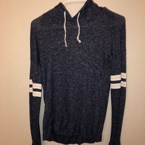 Loose long sleeve shirt